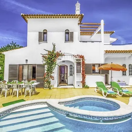 Areias De Sao Joao Sleeps 10 Pool Wifi Villa